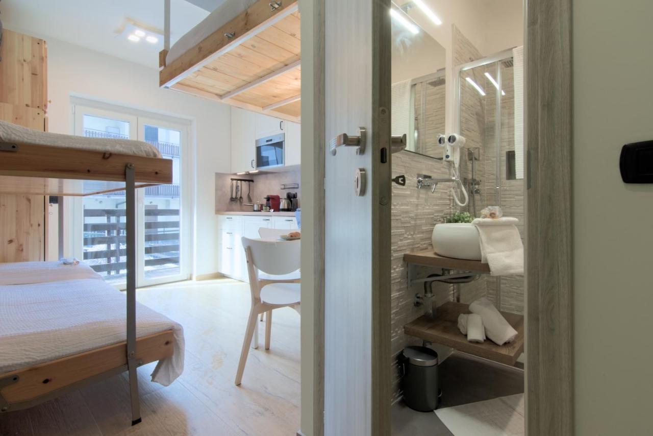 Casa Pino- Loft Con Giardino Magnolta Apartment Aprica Luaran gambar