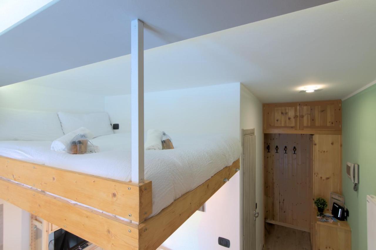 Casa Pino- Loft Con Giardino Magnolta Apartment Aprica Luaran gambar